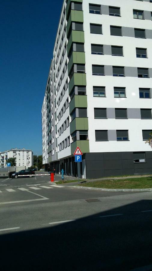 Apartman Nadja Arena Zagreb Exterior photo